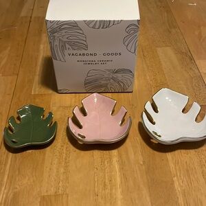 Vagabond Goods, Monstera Ceramic Jewelry Set, pink, green and white.
